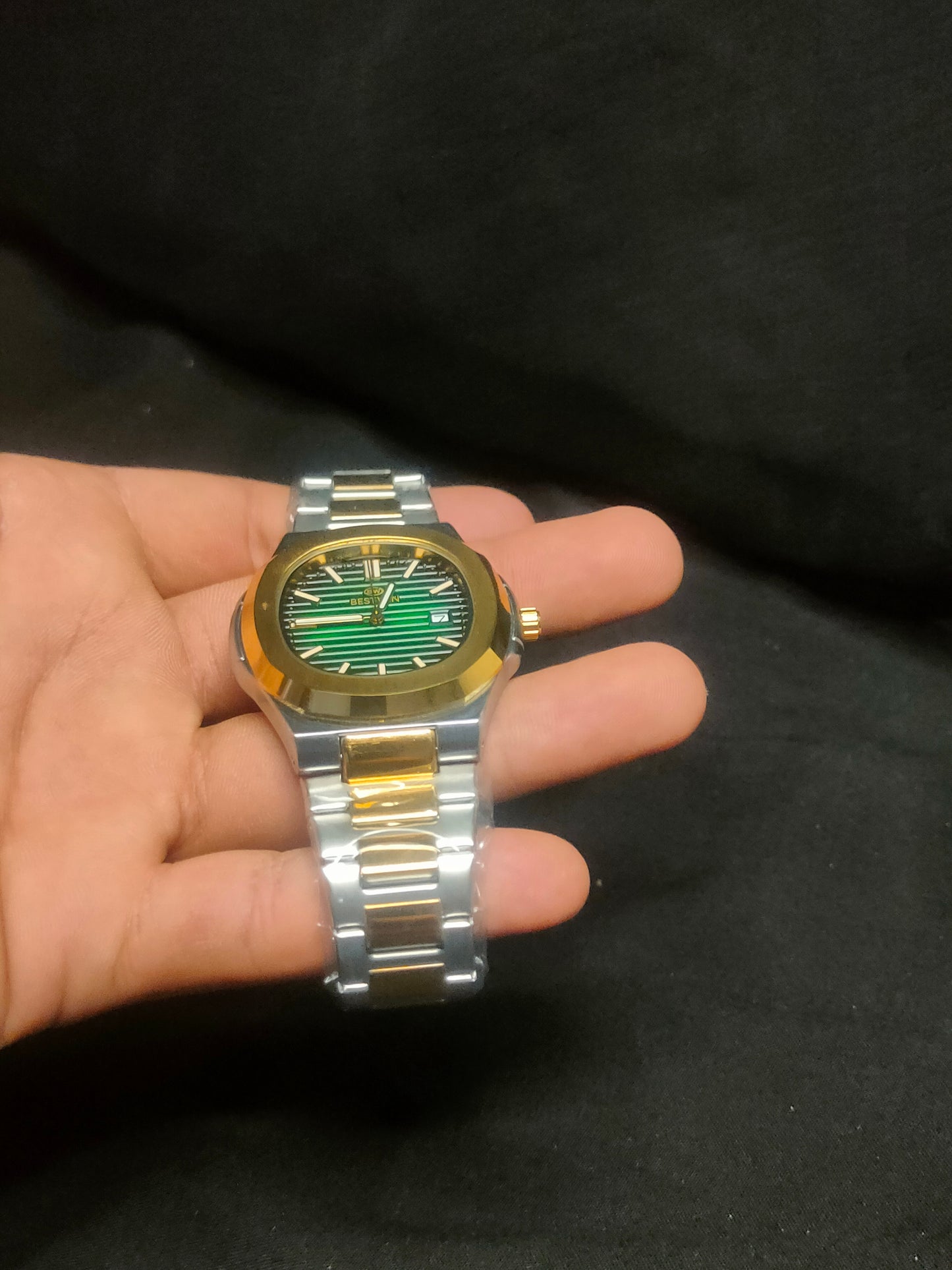 New Emerald Crown Hand Watches For Men - New Arrival