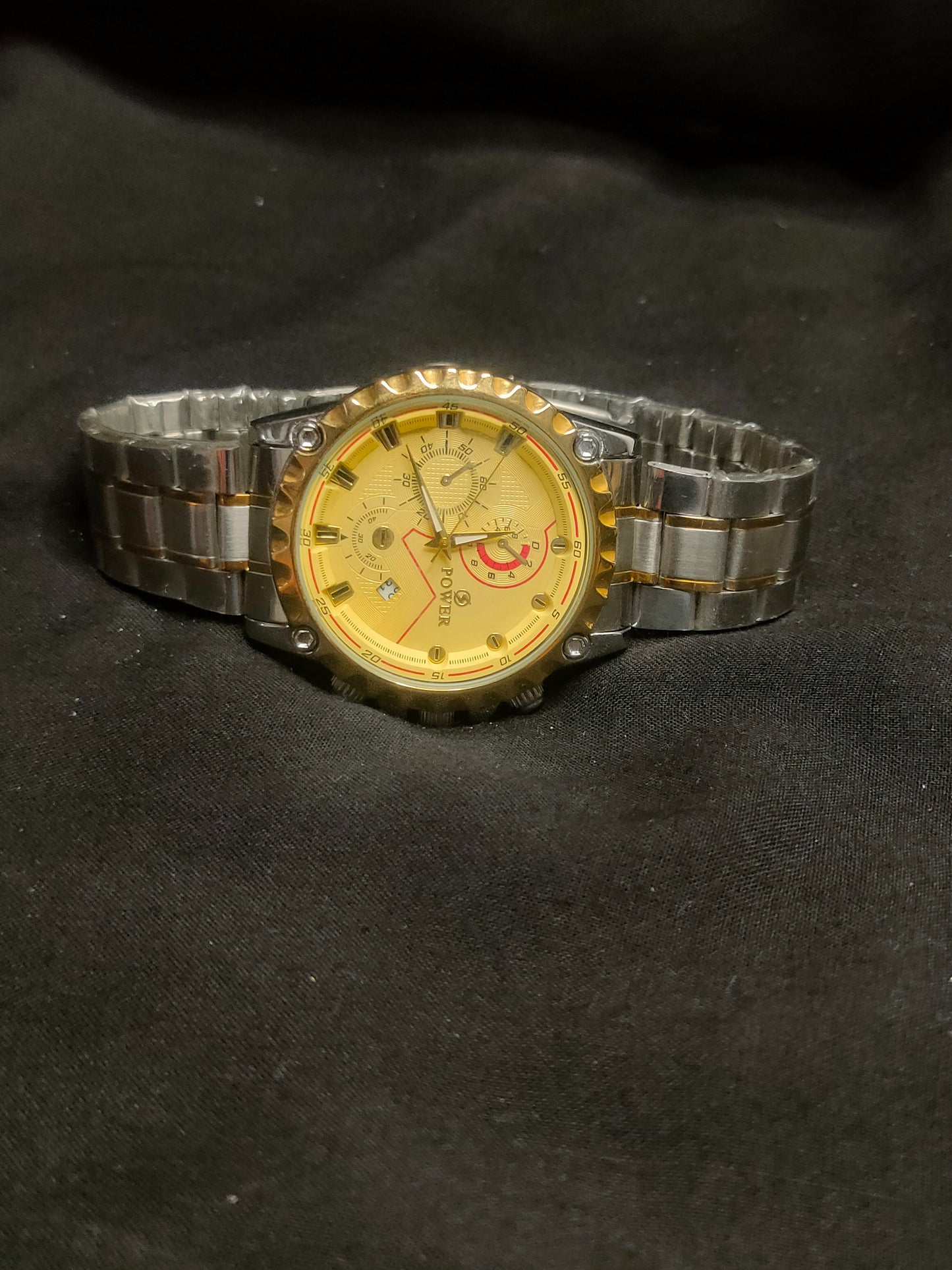 New Luxury Hand Watches With Stainless Body- Men's Choice